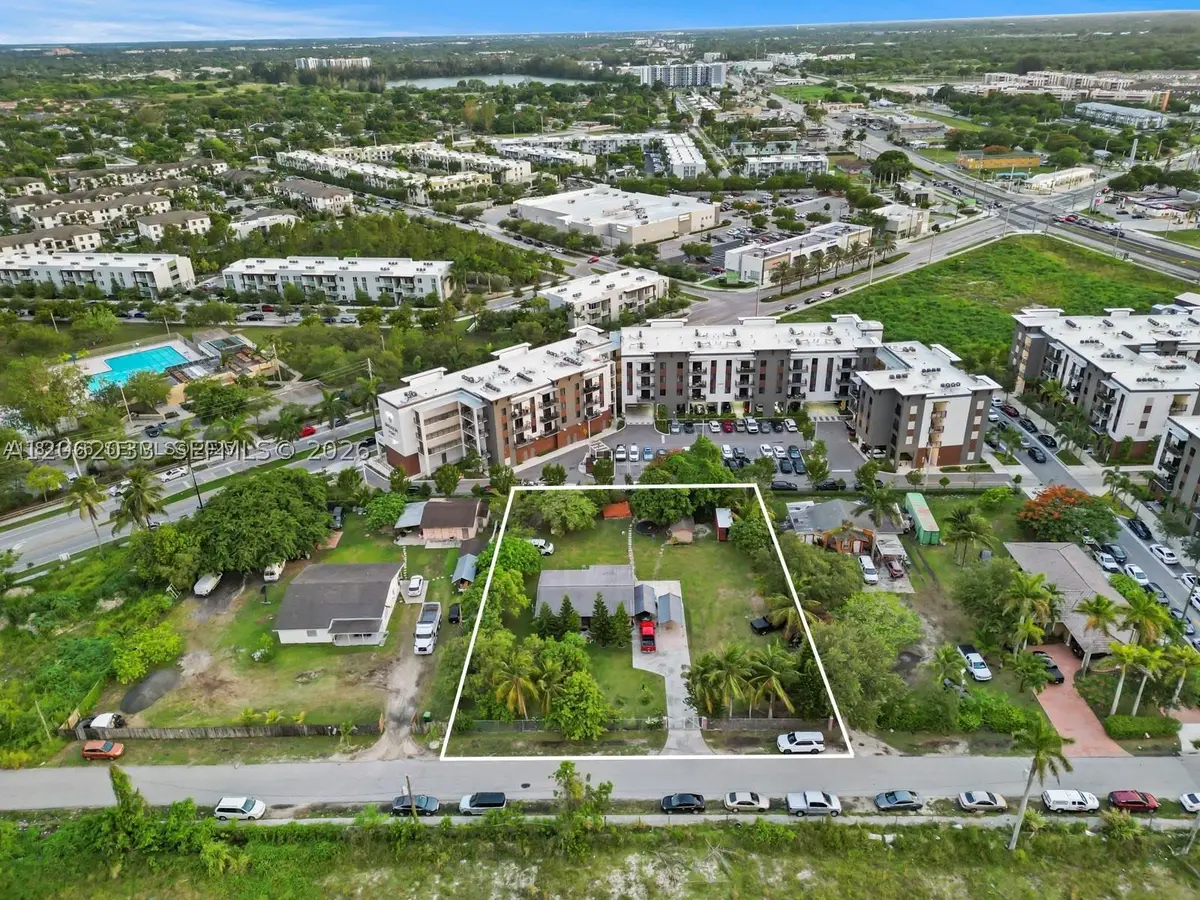 14240 Henderson St, Homestead, FL 33032 - #1