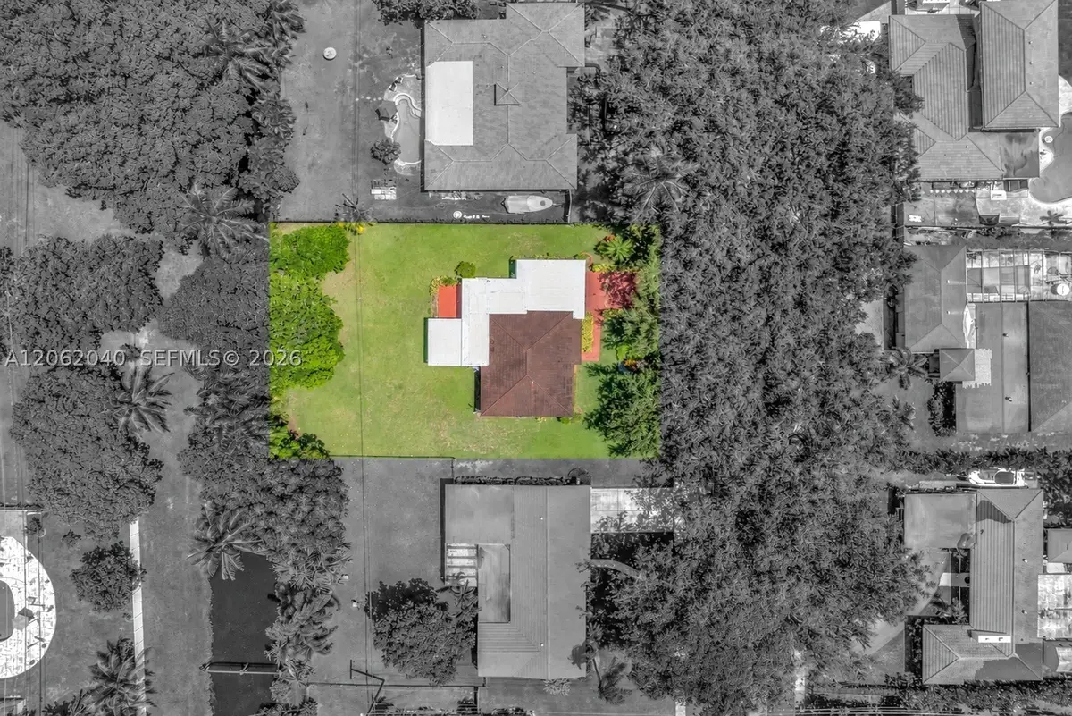 861 Holly Ln, Plantation, FL 33317 - #1