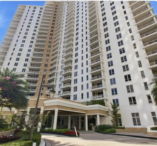 Address Withheld By Seller, Miami, FL 33131