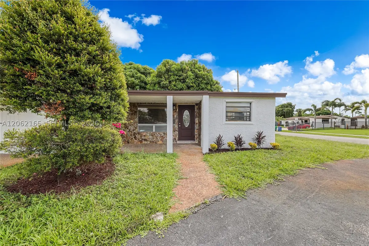820 NW 38th Ave, Lauderhill, FL 33311 - #1
