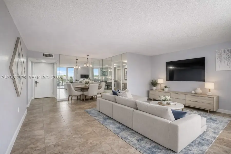 2750 NE 183rd St #304, Aventura, FL 33160 - #2