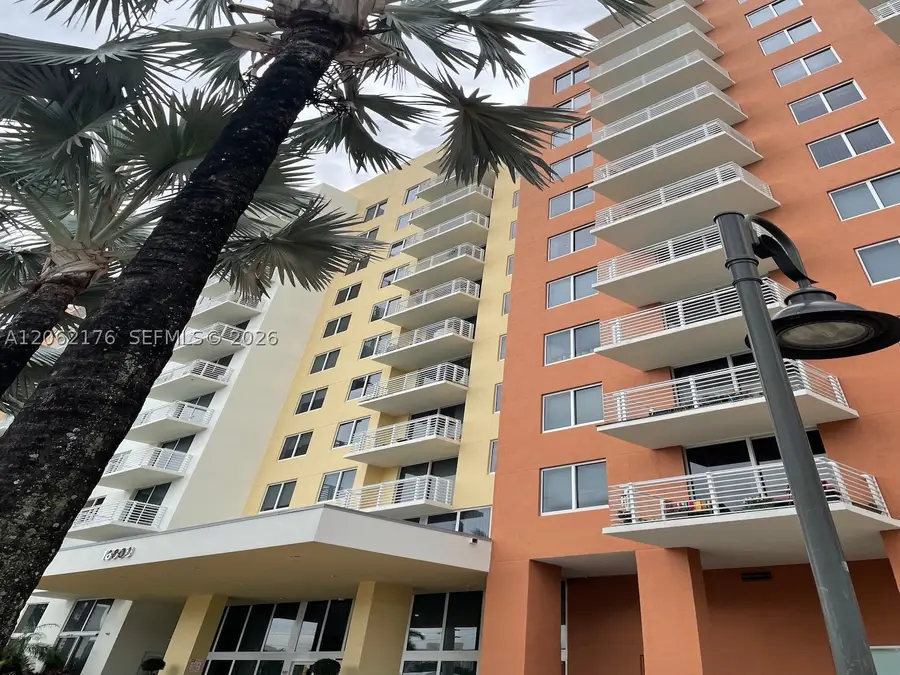 18800 NE 29th Ave #418, Aventura, FL 33180 - #2