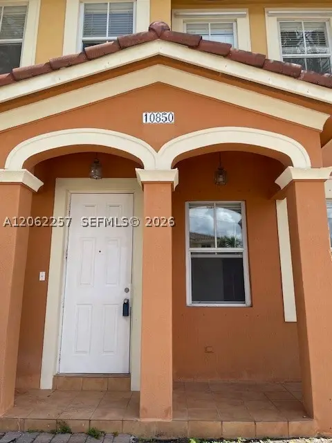 10850 SW 243rd Ln, Homestead, FL 33032 - #1