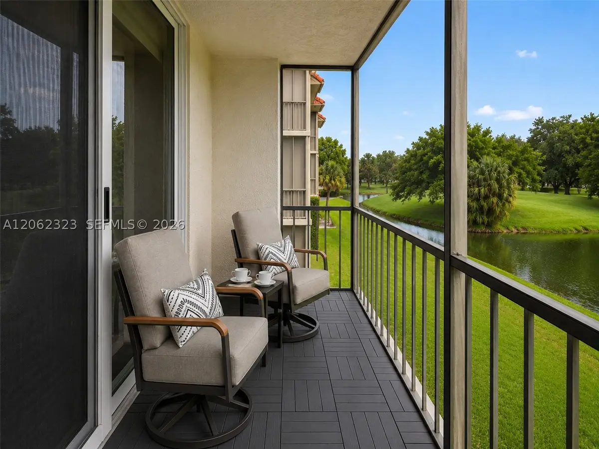 800 S Hollybrook Dr #205, Pembroke Pines, FL 33025 - #1