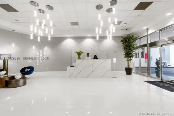 1200 Brickell Bay Dr #2502, Miami, FL 33131