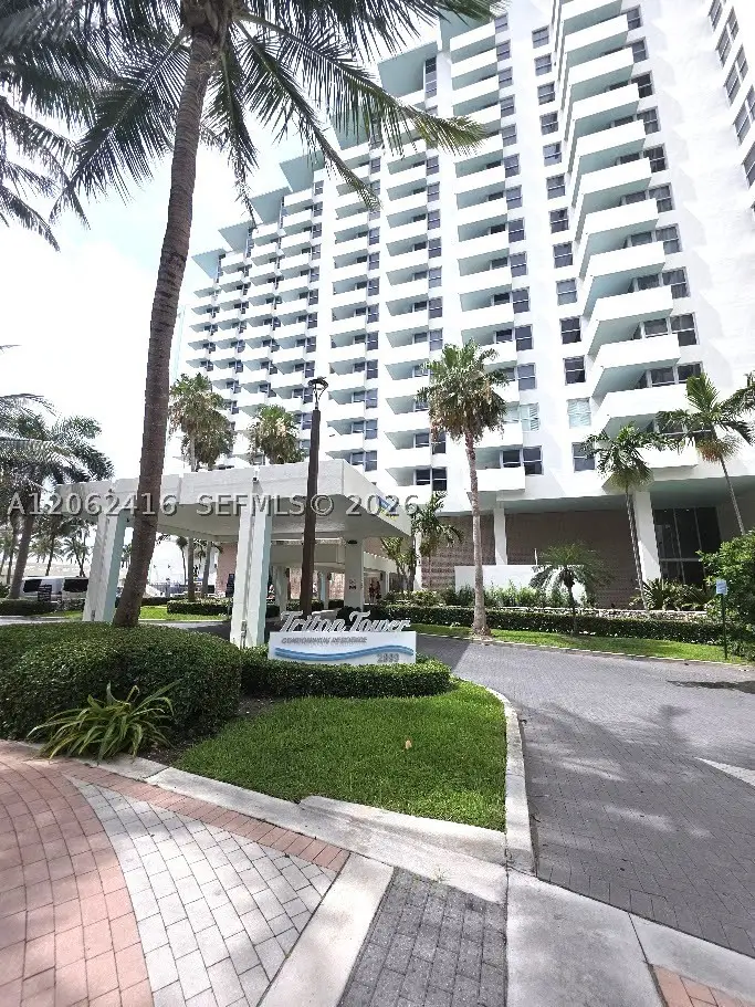 2899 Collins Ave #940, Miami Beach, FL 33140 - #1