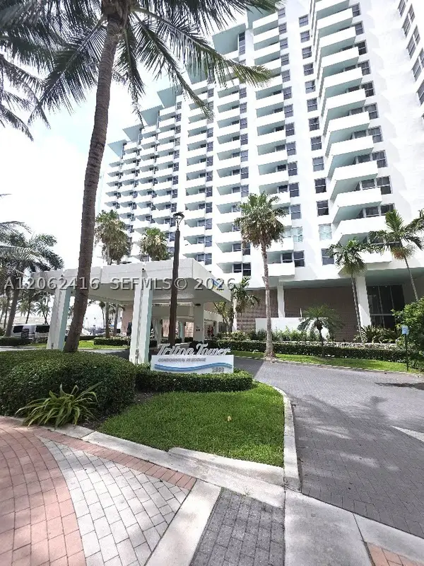 2899 Collins Ave #940, Miami Beach, FL 33140