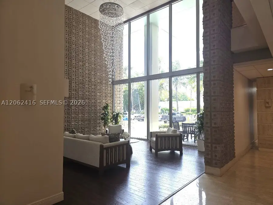 2899 Collins Ave #940, Miami Beach, FL 33140 - #2