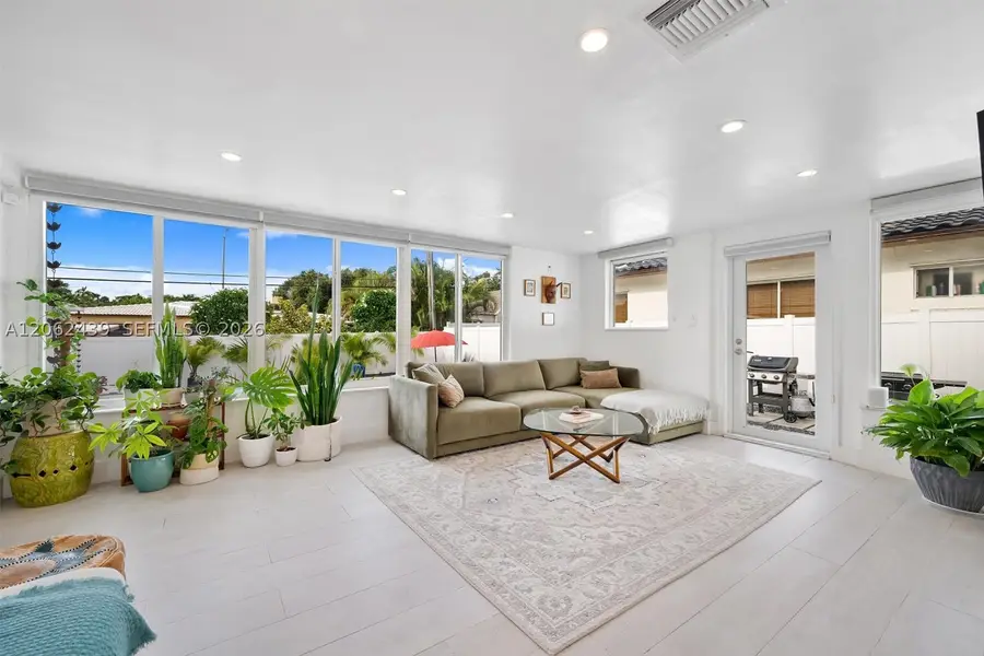 742 NE 82nd Ter, Miami, FL 33138 - #3