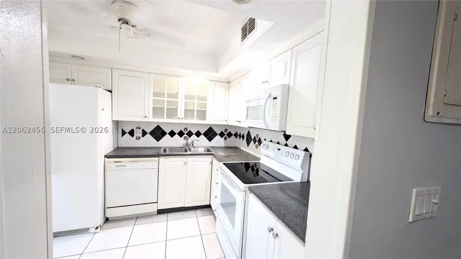 19051 NE 2nd Ave #1507, Miami, FL 33179 - #3