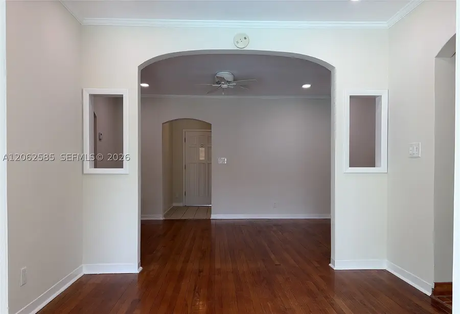 723 Valley Forge Rd, West Palm Beach, FL 33405 - #2