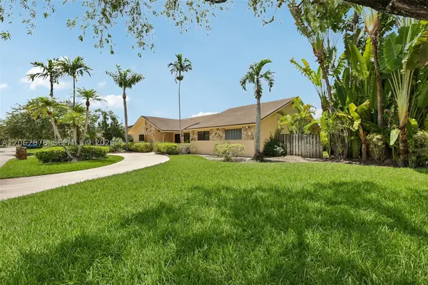 10501 SW 140th St, Miami, FL 33176