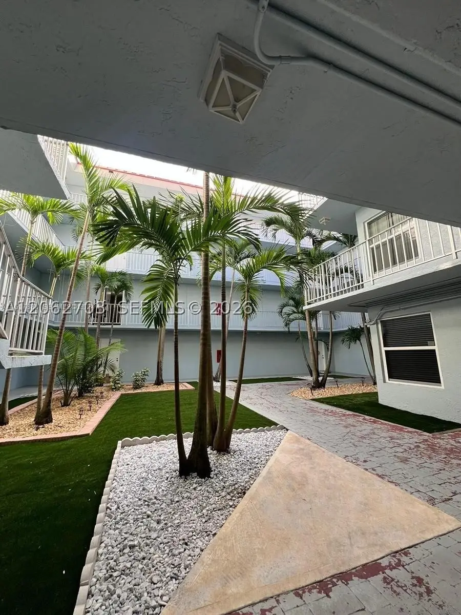 405 S Pine Island Rd #401D, Plantation, FL 33324 - #2