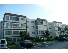 4047 NW 16th St #109, Lauderhill, FL 33313 - #1