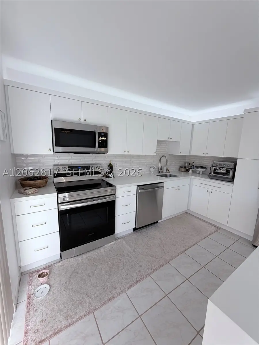 17000 NW 67th Ave #112, Hialeah, FL 33015 - #3