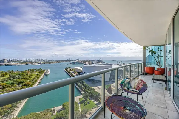 888 Biscayne Blvd #2009, Miami, FL 33132