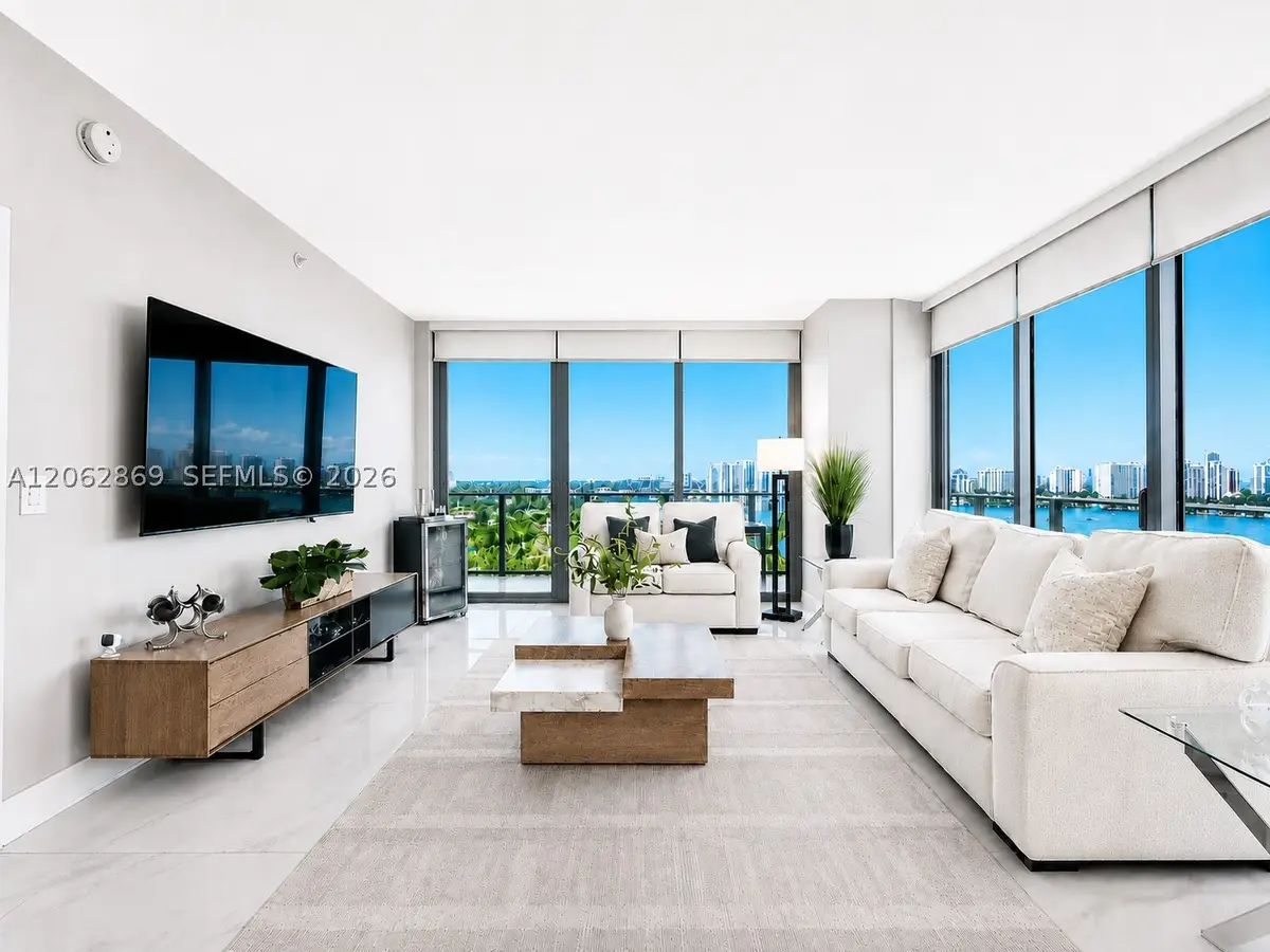 16385 Biscayne Blvd #2007, North Miami Beach, FL 33160 - #1