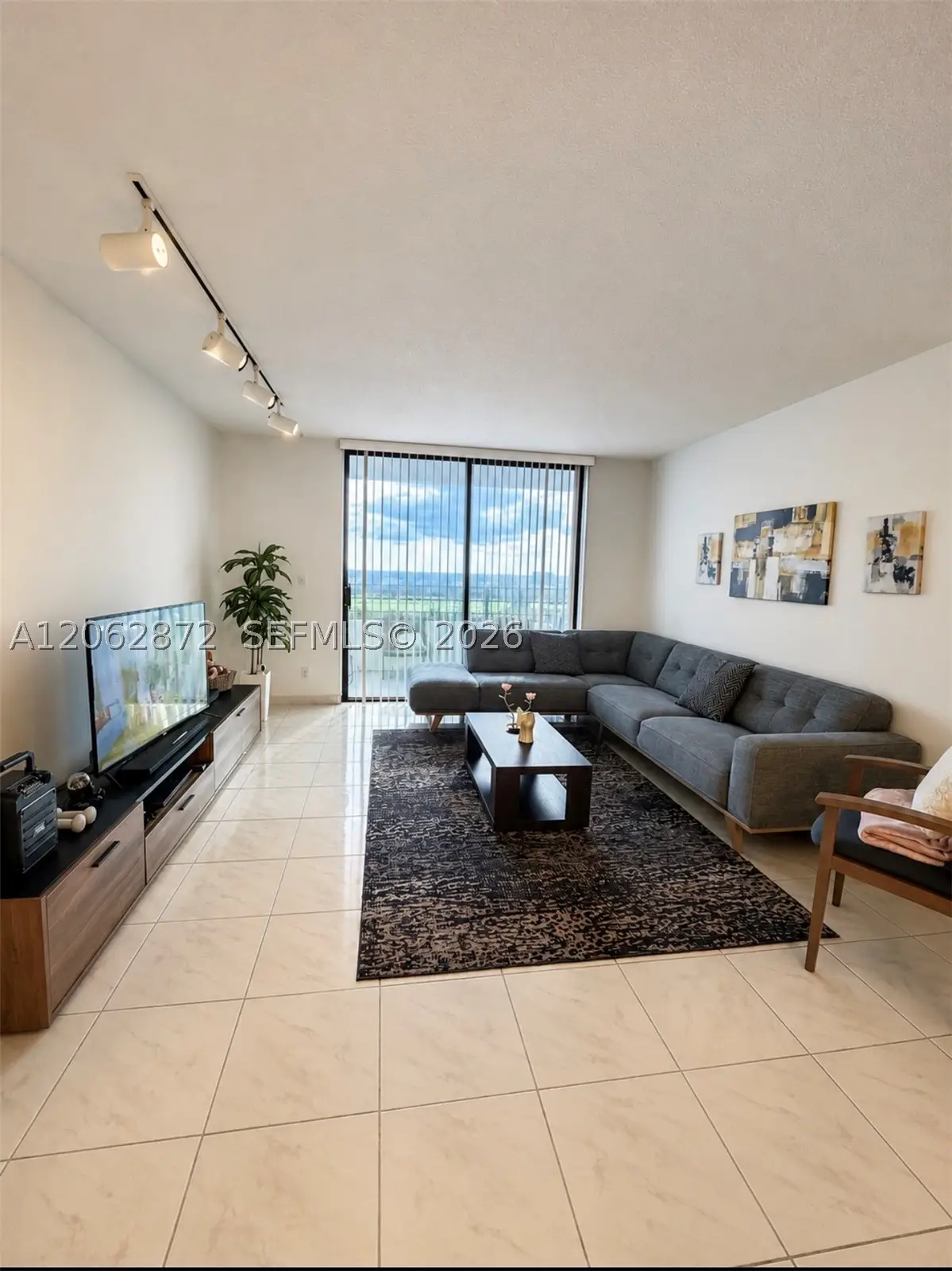 600 Three Islands Blvd #1207, Hallandale Beach, FL 33009 - #1