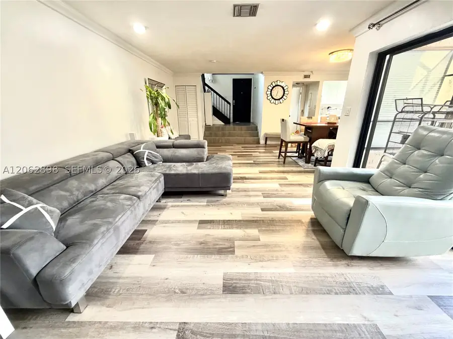 2041 Bayberry Dr, Pembroke Pines, FL 33024 - #3