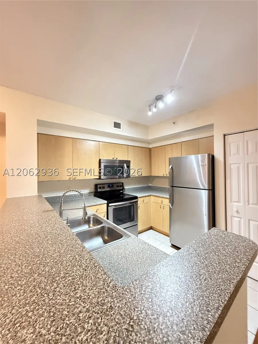 7940 N Nob Hill Rd #204, Tamarac, FL 33321 - #3