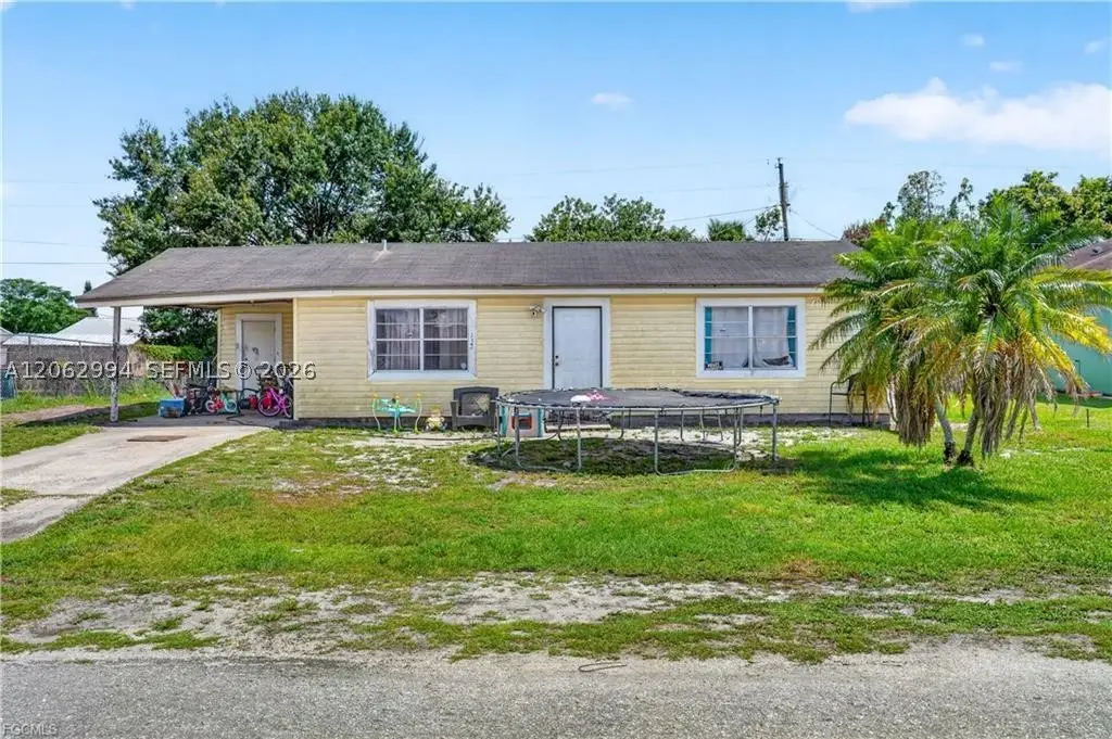 1132 Kentucky Ave, Clewiston, FL 33440 - #1