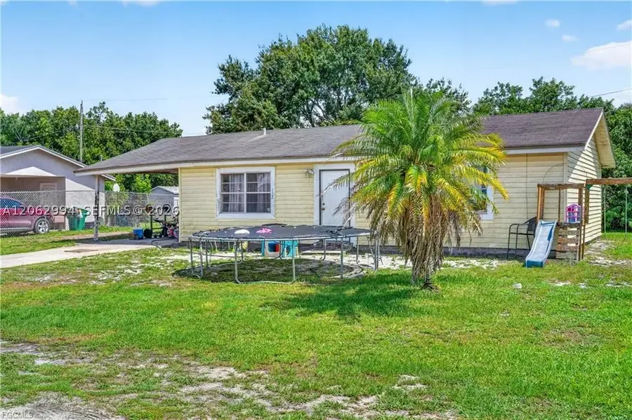 1132 Kentucky Ave, Clewiston, FL 33440 - #2