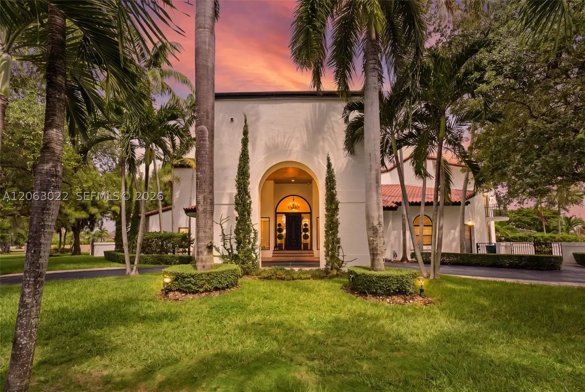 8215 Grand Canal Dr, Miami, FL 33144 - #1