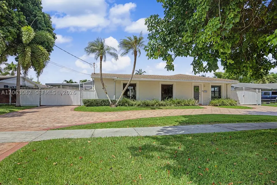 9921 SW 195th St, Cutler Bay, FL 33157 - #2