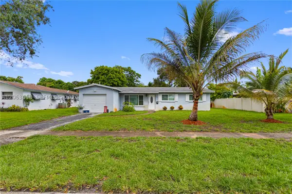 4857 NW 8th Ct, Plantation, FL 33317