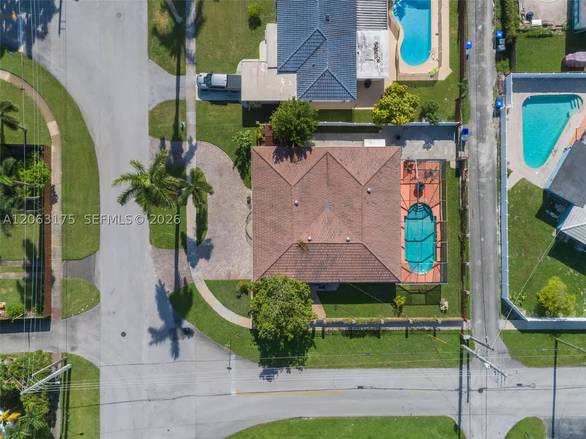 3134 Pierce St, Hollywood, FL 33021 - #1