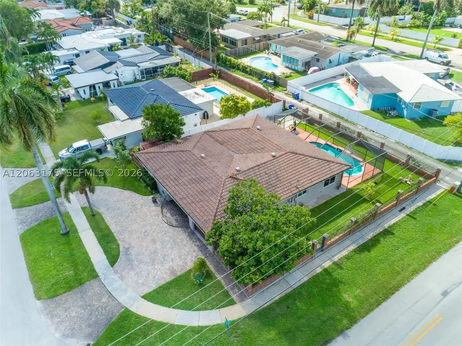 3134 Pierce St, Hollywood, FL 33021 - #2