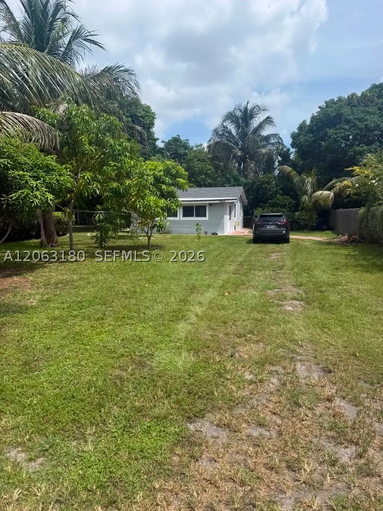 1289 NE 146th St, Miami, FL 33161 - #3