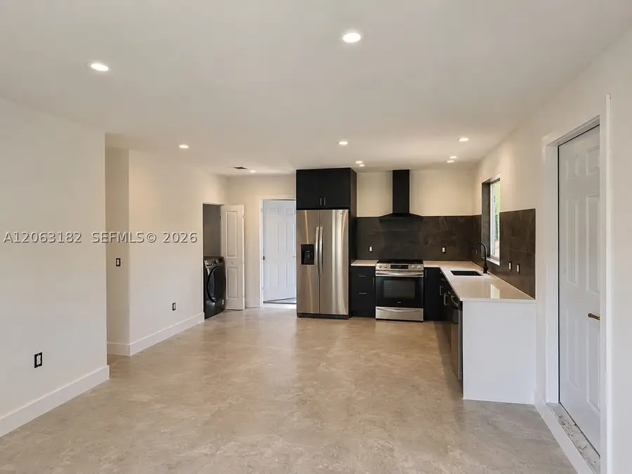 812 NW 67th St, Miami, FL 33150 - #2