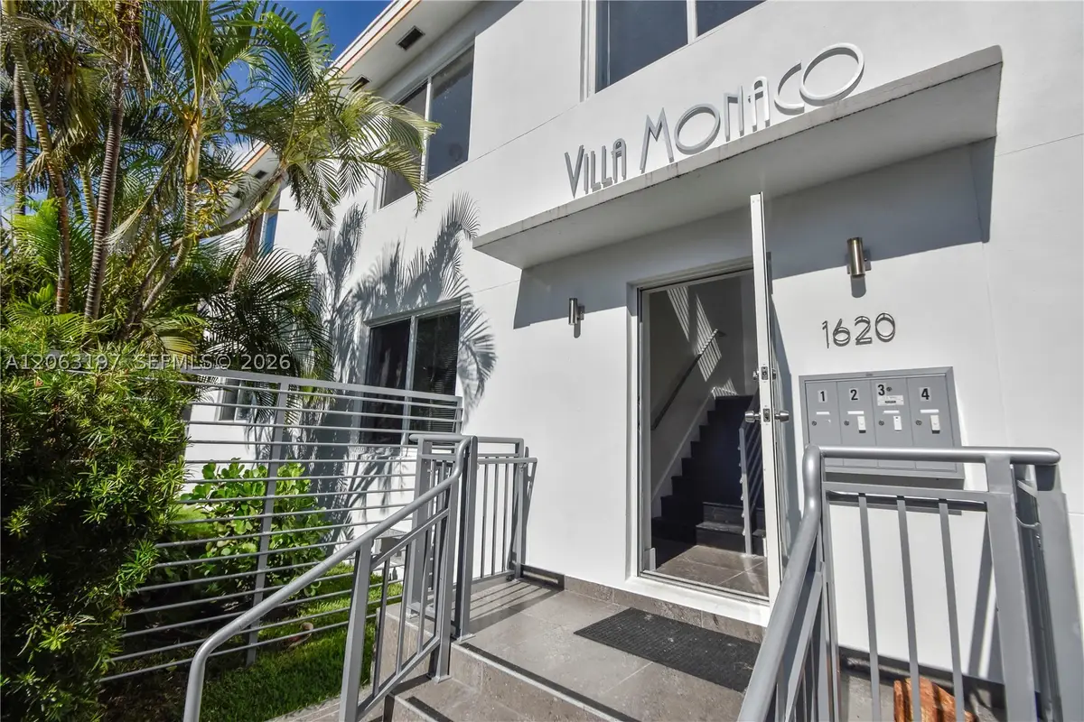 1620 Bay Rd, Miami Beach, FL 33139 - #1