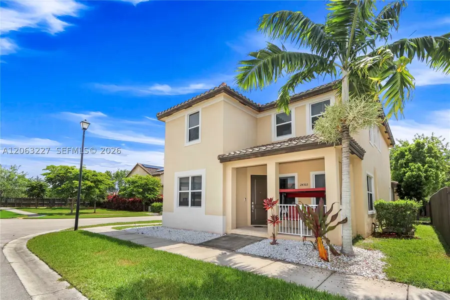 24303 SW 118th Ave, Homestead, FL 33032 - #2