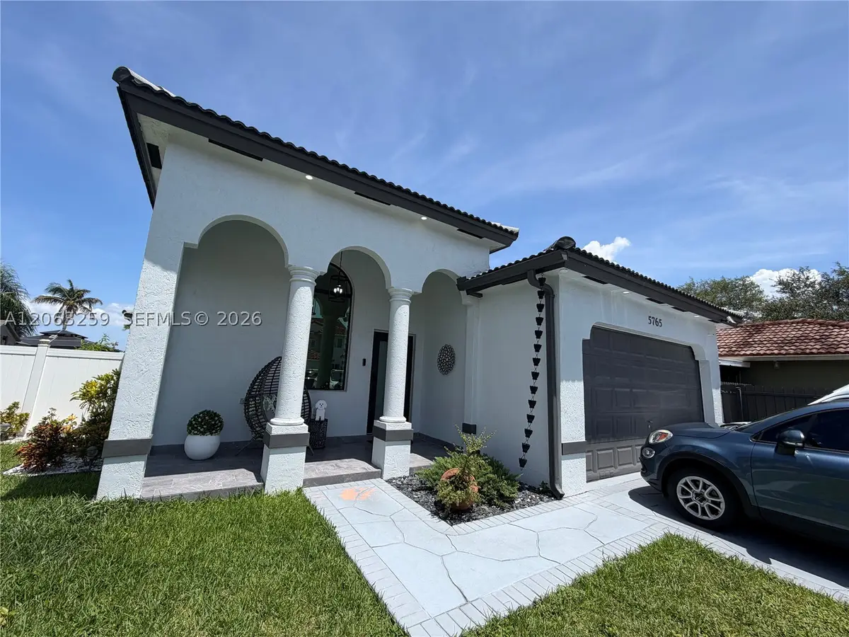 5765 SW 151st Ave, Miami, FL 33193 - #1