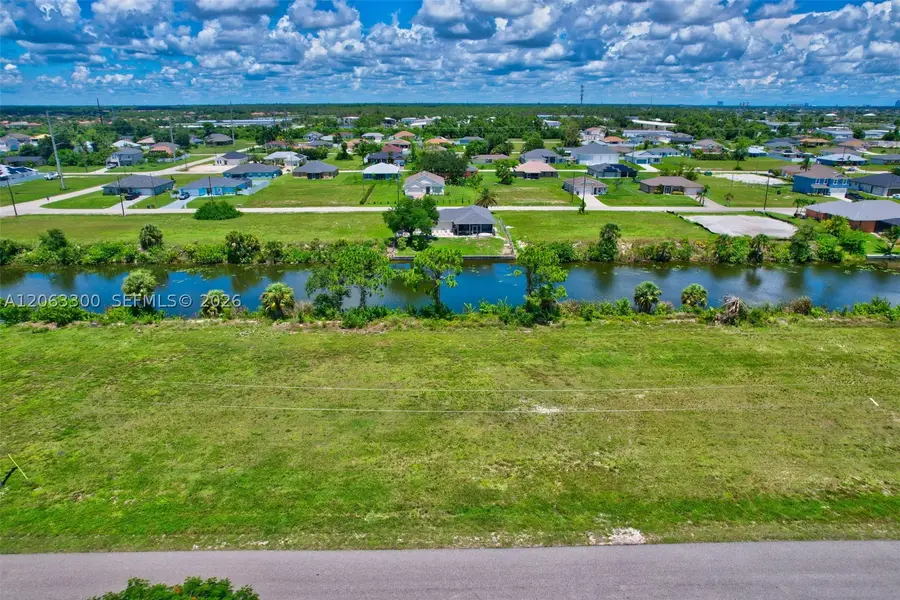 2625 NE 5th, Cape Coral, FL 33909 - #2