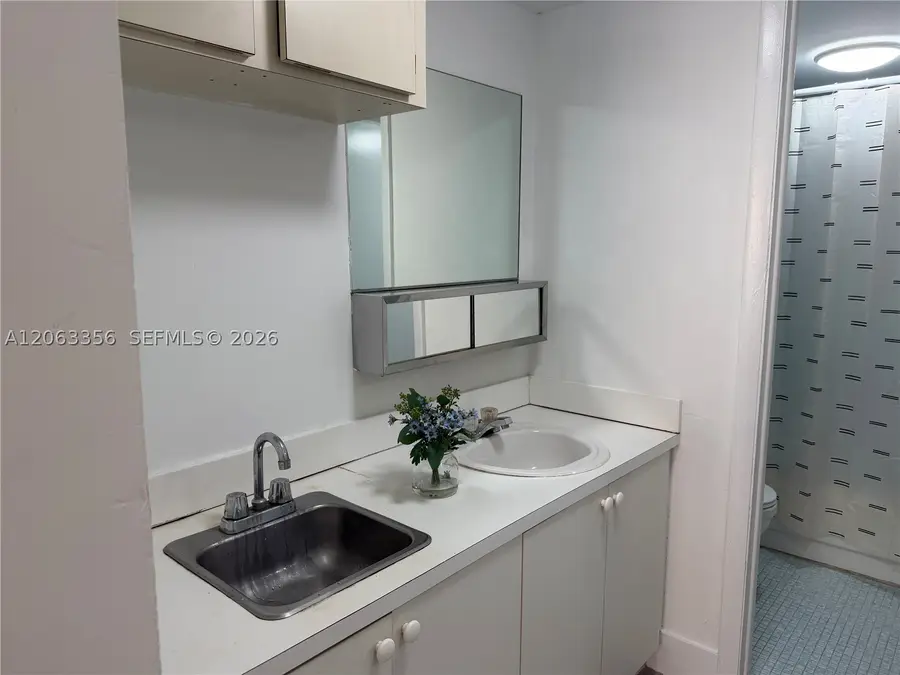 6980 NW 186th St #3-423A, Hialeah, FL 33015 - #2