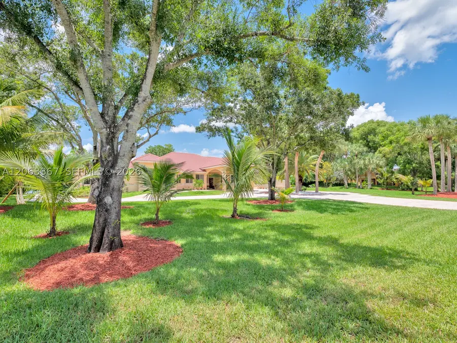 2710 Walkers Way, Weston, FL 33331 - #3