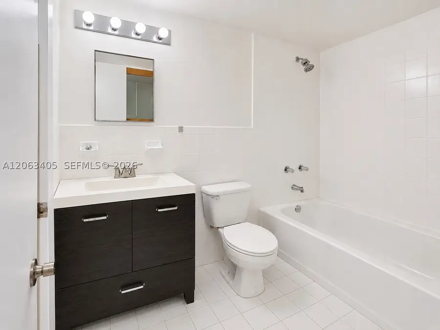 104 SW 9th St #1403, Miami, FL 33130 - #2