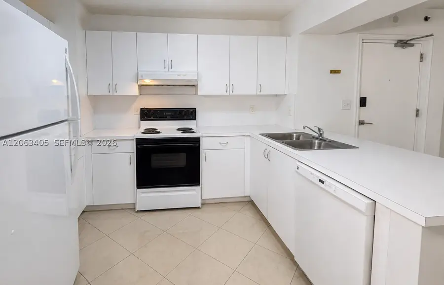 104 SW 9th St #1403, Miami, FL 33130 - #3