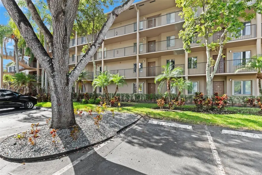 1151 SW 128th Ter #104D, Pembroke Pines, FL 33027 - #3