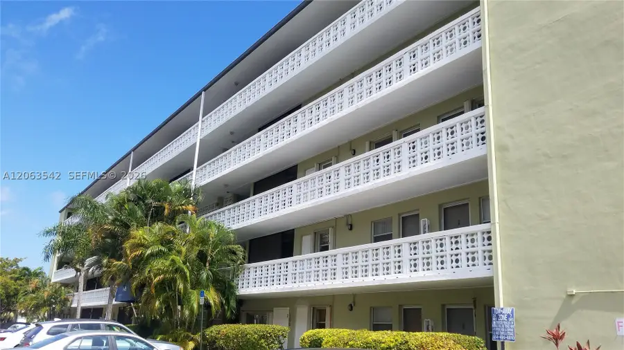 1425 Arthur St #216B, Hollywood, FL 33020 - #2