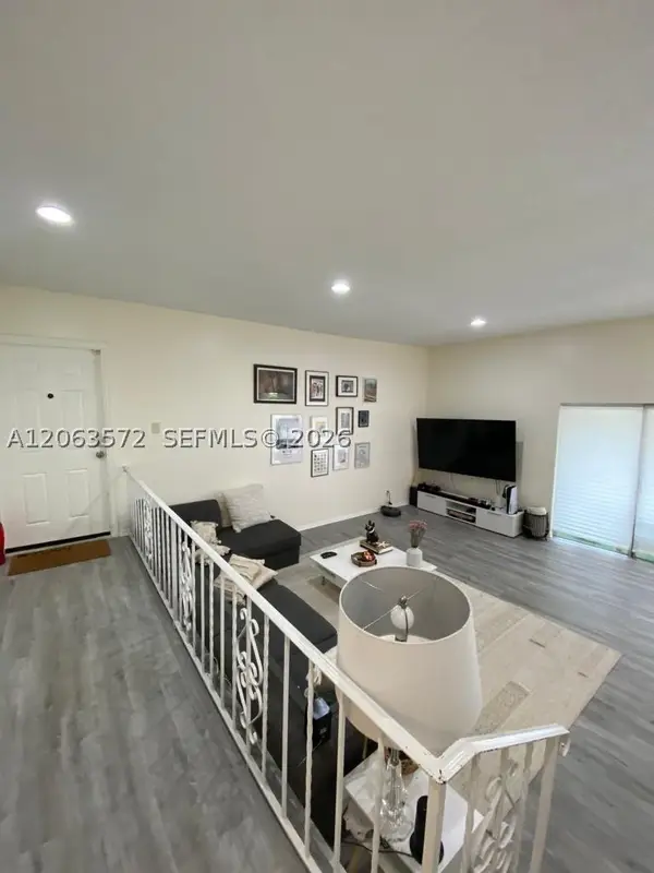 4850 SW 63rd Ter #331, Davie, FL 33314