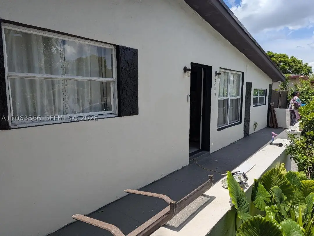 3206 SW 47th Ave, West Park, FL 33023 - #1