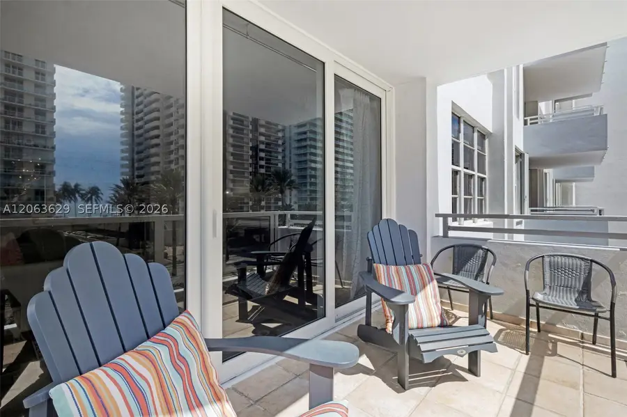 5700 Collins Ave #4C, Miami Beach, FL 33140 - #2