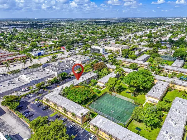 5168 NE 6th Ave #416, Oakland Park, FL 33334