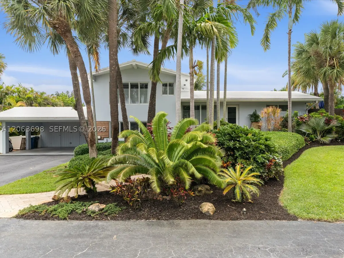 3721 NE 15th Ave, Oakland Park, FL 33334 - #1
