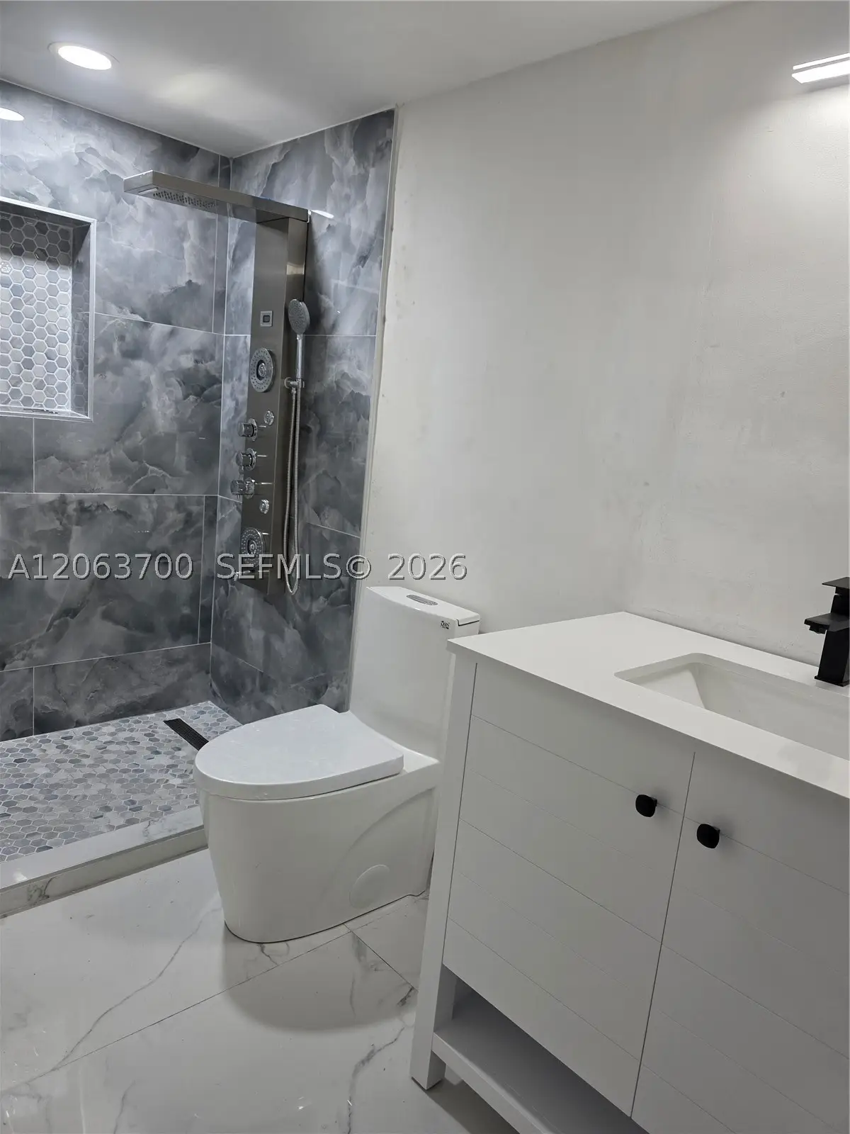 1201 NE 191st St #G216, Miami, FL 33179 - #1