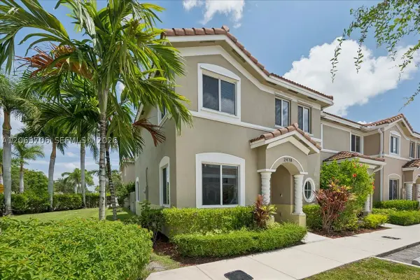2478 SE 10th Ct, Homestead, FL 33035